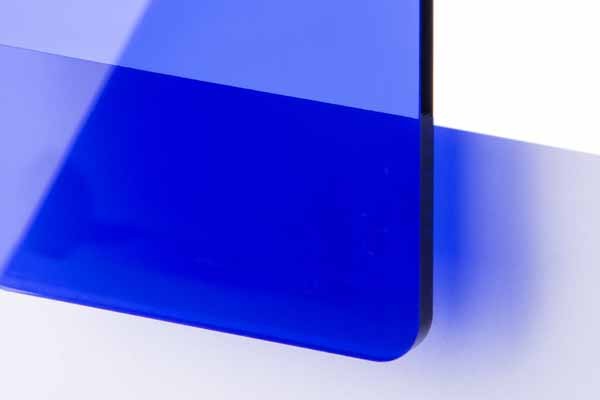 117133 Blau transparent